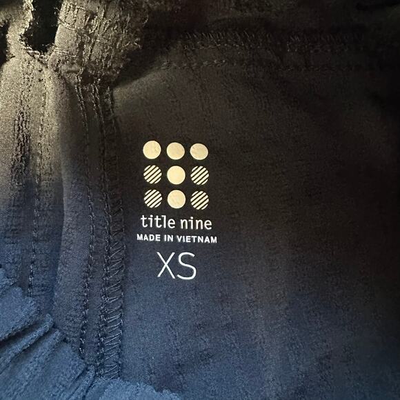 Title Nine Slaycation 2.0 Pants Textured Black XS - Picture 8 of 15